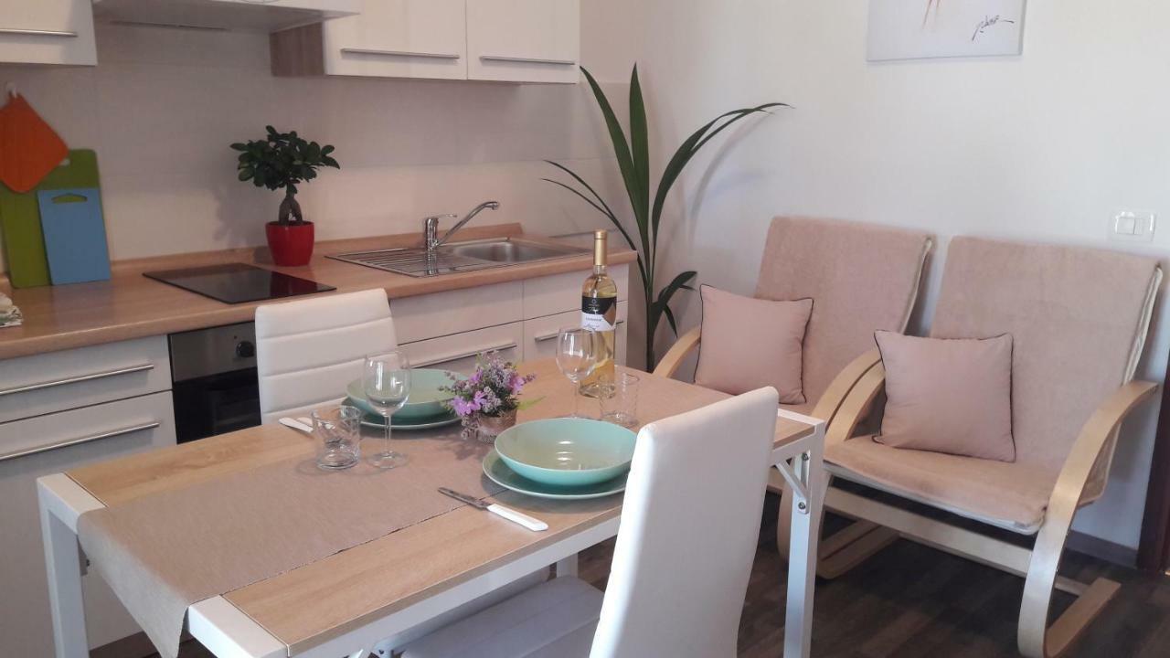 Apartman Dea Crveni Vrh Εξωτερικό φωτογραφία