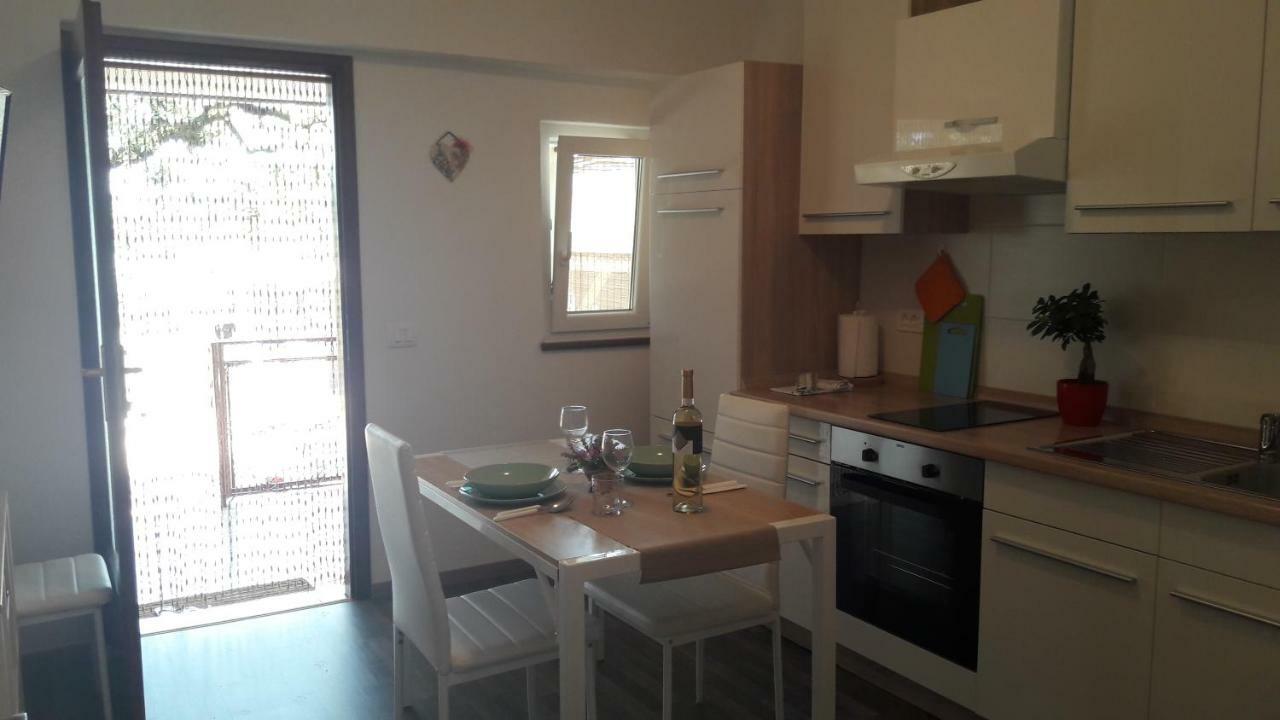 Apartman Dea Crveni Vrh Εξωτερικό φωτογραφία